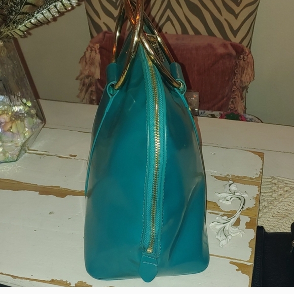 UNIQUE BEBE DOME SATCHEL - Picture 3 of 4